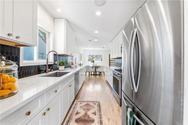 6023 Greenmeadow, Lakewood, CA 90713