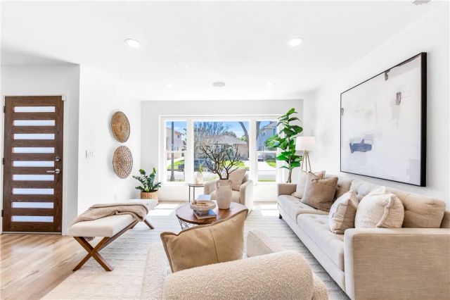 6023 Greenmeadow, Lakewood, CA 90713