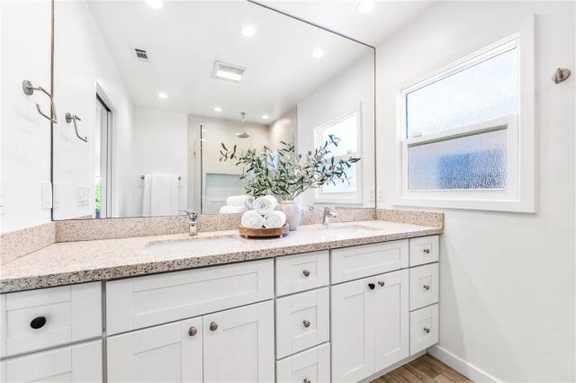 6023 Greenmeadow, Lakewood, CA 90713