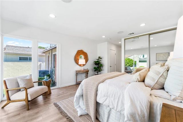 6023 Greenmeadow, Lakewood, CA 90713