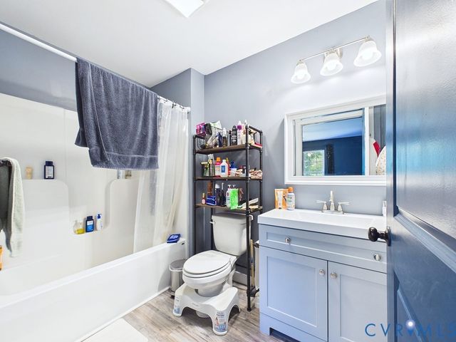25 Dogwood Ln, Cumberland, VA 23040