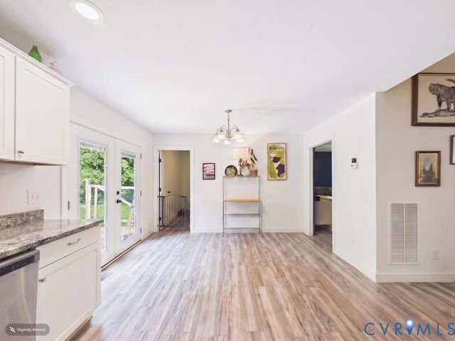 25 Dogwood Ln, Cumberland, VA 23040