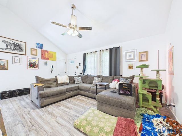 25 Dogwood Ln, Cumberland, VA 23040