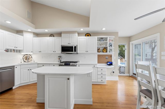 30 Jeanette Drive, Massapequa, NY 11758