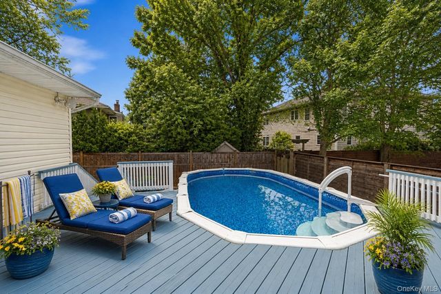 30 Jeanette Drive, Massapequa, NY 11758