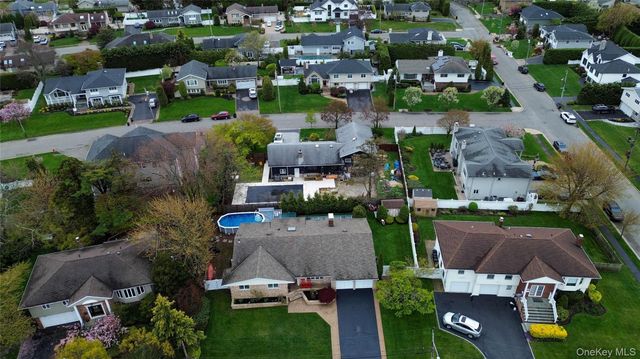 30 Jeanette Drive, Massapequa, NY 11758
