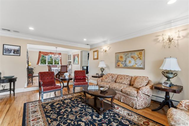 30 Jeanette Drive, Massapequa, NY 11758
