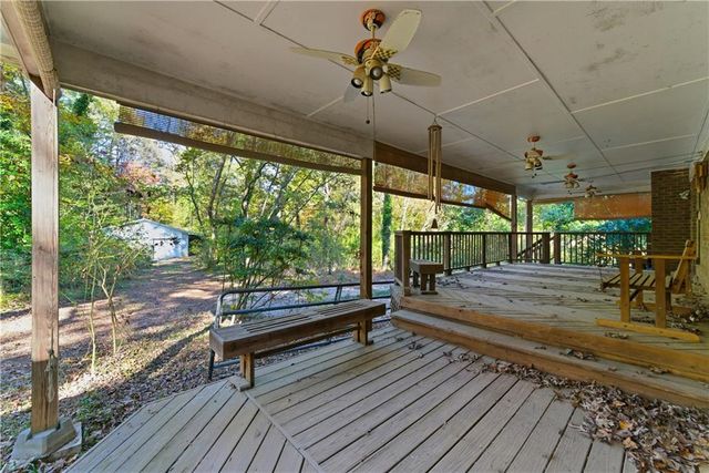 1215 Pebblebrook SE Road, Mableton, GA 30126