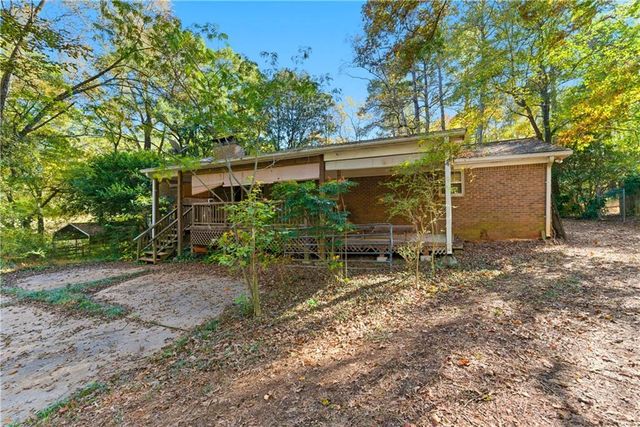 1215 Pebblebrook SE Road, Mableton, GA 30126