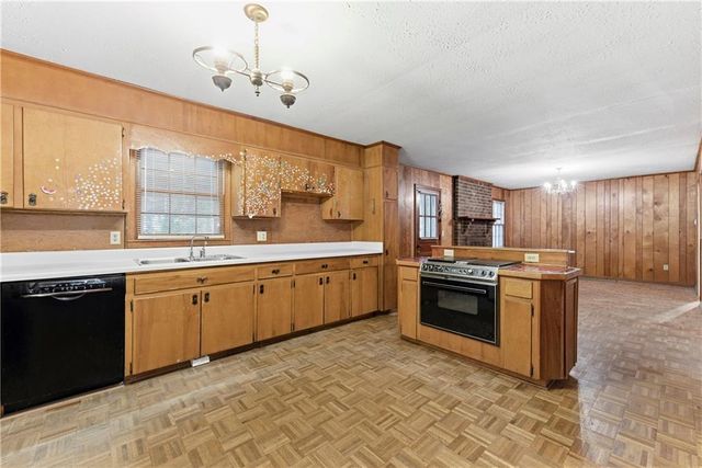 1215 Pebblebrook SE Road, Mableton, GA 30126