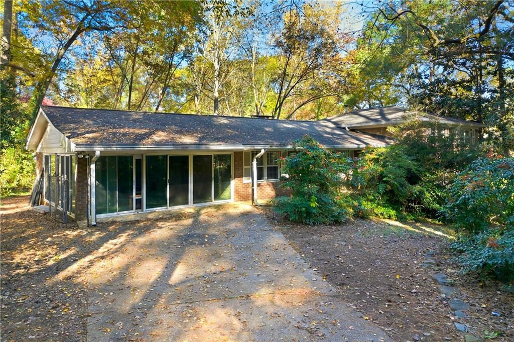 1215 Pebblebrook SE Road, Mableton, GA 30126