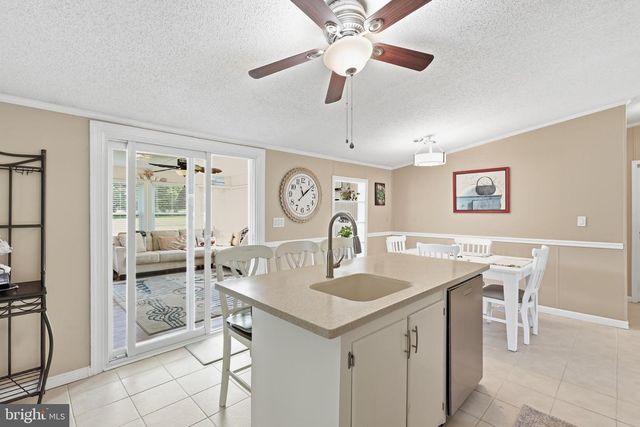 10 CIRCLE DR, Milton, DE 19968