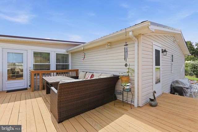 10 CIRCLE DR, Milton, DE 19968