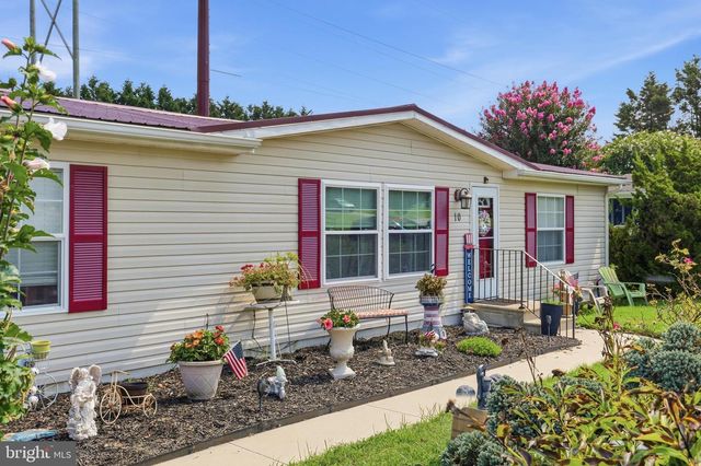 10 CIRCLE DR, Milton, DE 19968