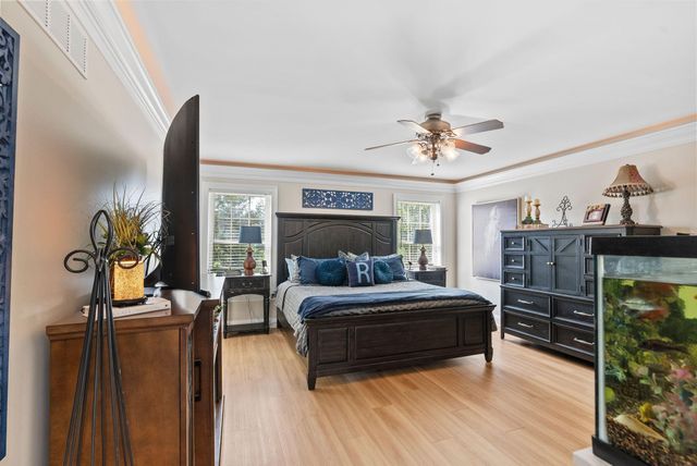100 Dove Run Circle, Georgetown, KY 40324