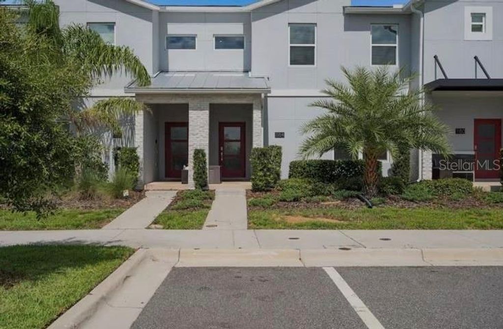 1184 CHALLENGE DRIVE, Davenport, FL 33896