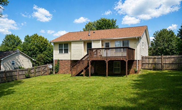 805 Leigh Ann Dr, Clarksville, TN 37042