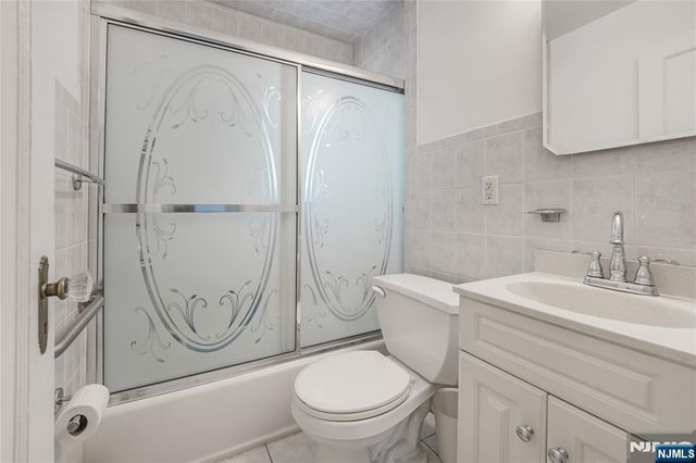 170 W Spring Valley Avenue, Maywood, NJ 07607