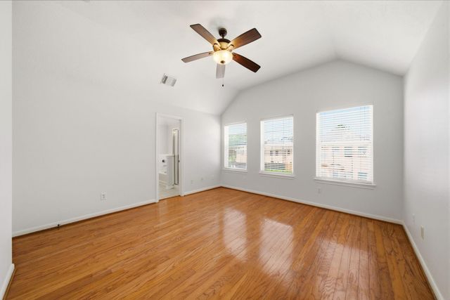 218 Plaza Del Sol Park, Houston, TX 77020