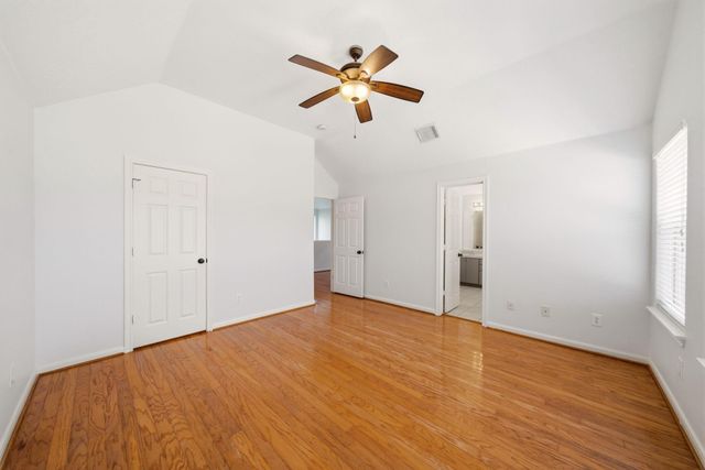 218 Plaza Del Sol Park, Houston, TX 77020