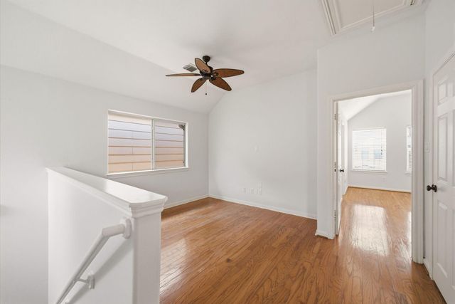 218 Plaza Del Sol Park, Houston, TX 77020