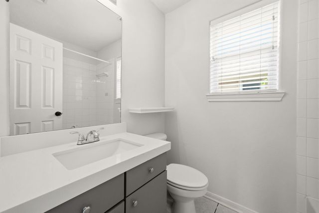 218 Plaza Del Sol Park, Houston, TX 77020