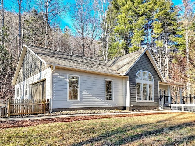 166 Amaroo Ridge 5,6, Webster, NC 28788