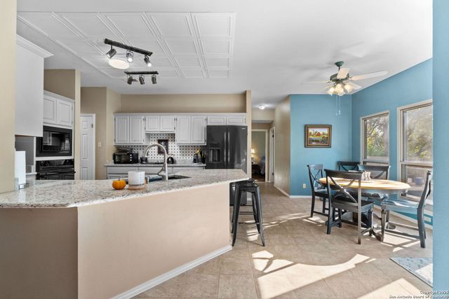 1111 Venado Vista, San Antonio, TX 78216