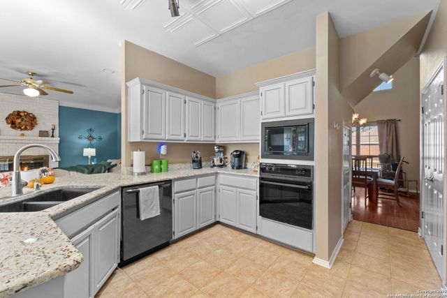 1111 Venado Vista, San Antonio, TX 78216