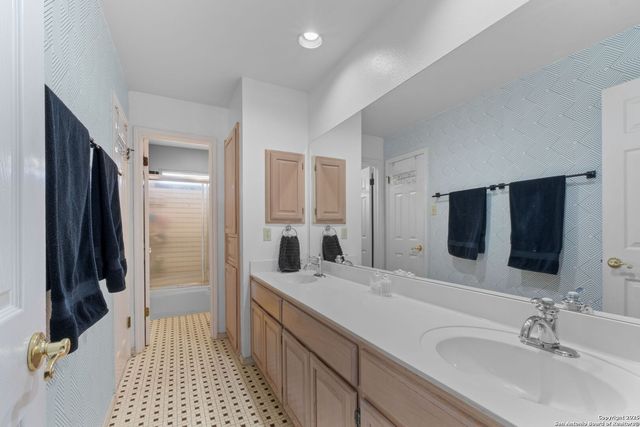 1111 Venado Vista, San Antonio, TX 78216