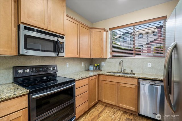 16528 2nd Park SE, Bothell, WA 98012