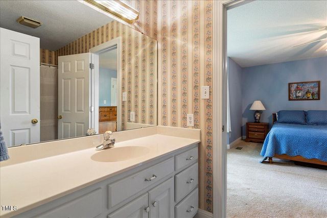 121 Mayfield Place, Youngsville, NC 27596