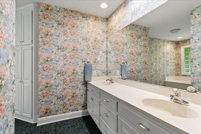 121 Mayfield Place, Youngsville, NC 27596