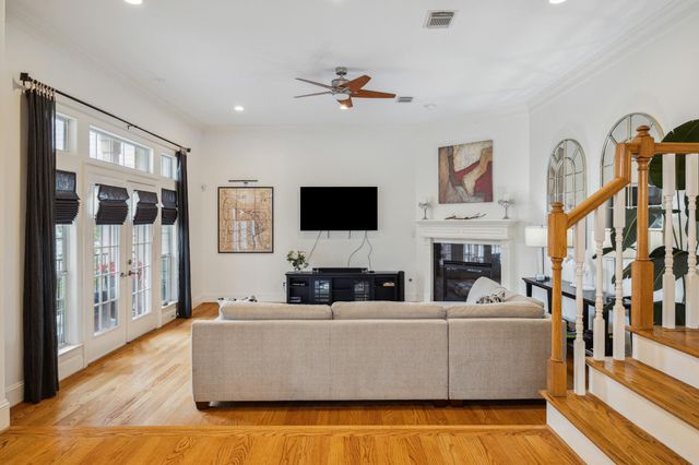 1004 Stanford Street A, Houston, TX 77019