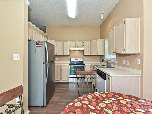 13939 Dingess Road, Charlotte, NC 28273