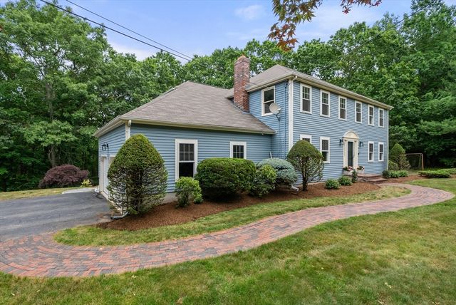 14 Harnden Road, Foxboro, MA 02035