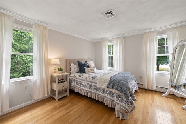 14 Harnden Road, Foxboro, MA 02035