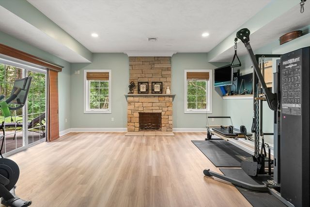 14 Harnden Road, Foxboro, MA 02035