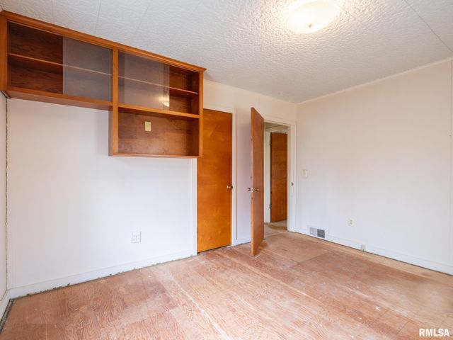 334 S NELSON Avenue, Morton, IL 61550
