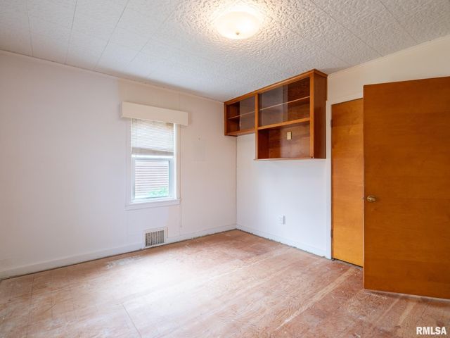 334 S NELSON Avenue, Morton, IL 61550