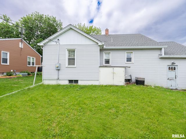 334 S NELSON Avenue, Morton, IL 61550