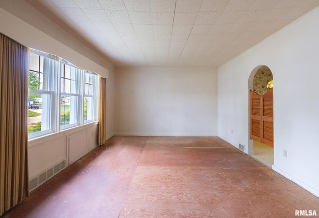 334 S NELSON Avenue, Morton, IL 61550