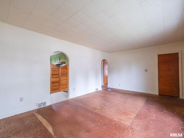 334 S NELSON Avenue, Morton, IL 61550