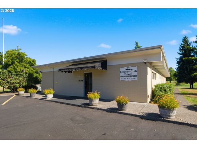 1929 Ne 19TH St, Gresham, OR 97030