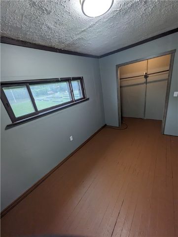 308 Friendship St, New Castle, PA 16101