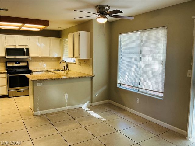 8737 Wintry Garden Avenue, Las Vegas, NV 89134