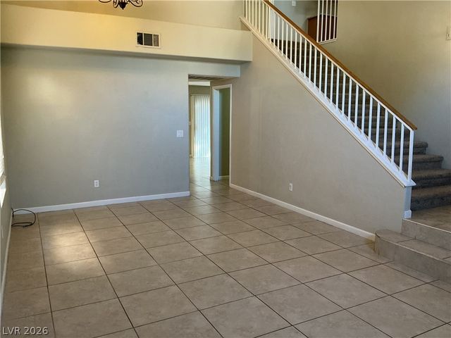 8737 Wintry Garden Avenue, Las Vegas, NV 89134