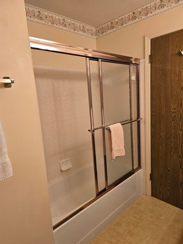 5023 Sandalwood Drive, Grand Blanc Twp, MI 48439