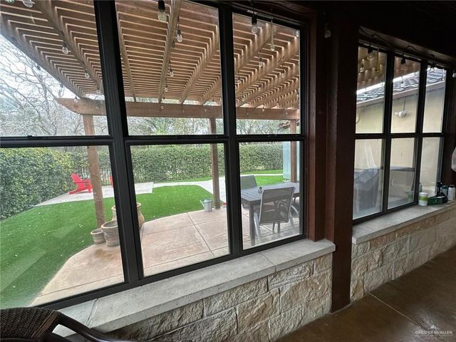 117 Palm Valley Circle, Harlingen, TX 78552