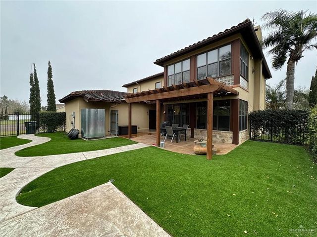 117 Palm Valley Circle, Harlingen, TX 78552